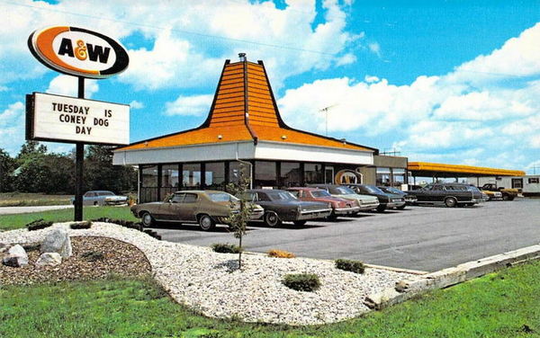 A&W Restaurant - Bad Axe - 830 N Van Dyke Ave (newer photo)